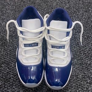 Jordan 11s